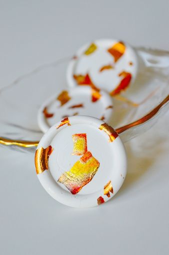 sigiliu-ceara-autoadeziv-foita-cupru-aprins-1