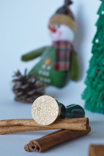 stampila-sigiliu-ceara-sarbatori-de-iarna-fulg-de-nea-2d