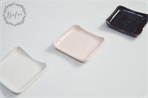 farfurie-mixare-culori-pictura