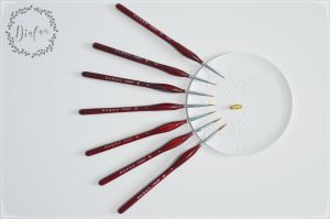 Pensule subtiri pictura si caligrafie natur