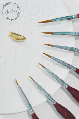 Pensule subtiri pictura si caligrafie natur