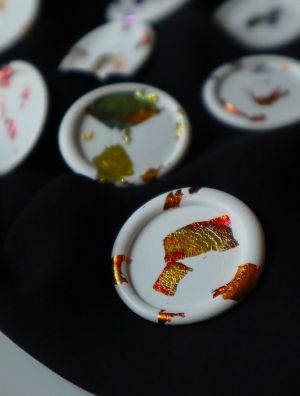 sigiliu-ceara-autoadeziv-foita-cupru-aprins-2