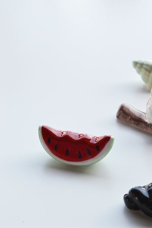 suport-pensula-toc-caligrafie-pepene-rosu