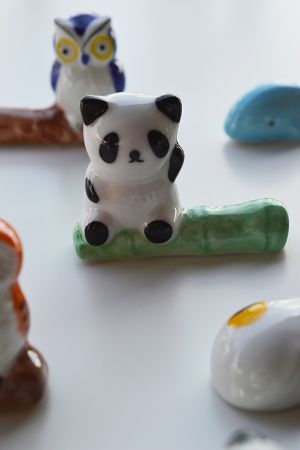 suport-toc-oblic-caligrafie-urs-panda-bambus