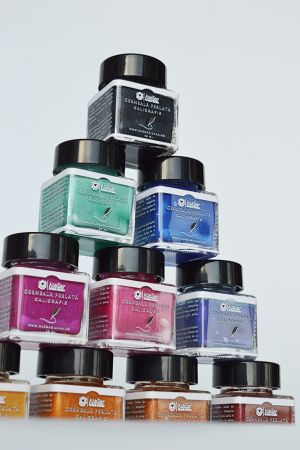 cerneala-caligrafie-lichida-perlata-verde-albastra-roz-aurie-cupru-turcoaz-lila-mov-rosie-burgundy-albastra-royal-smarald-alba-stralucitoare